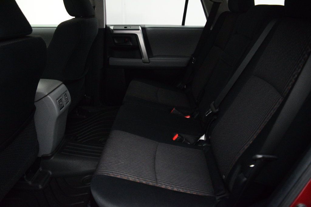Used 2013 Toyota 4Runner SR5 w/ Convenience Pkg AWD/4WD image 12