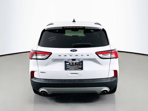 Used 2022 Ford Escape SEL image 6