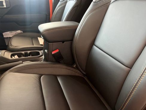 New 2025 Jeep Wrangler Unlimited Rubicon 392 image 14