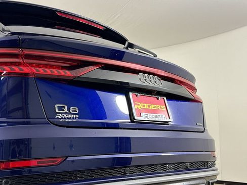 Used 2020 Audi Q8 Prestige image 24
