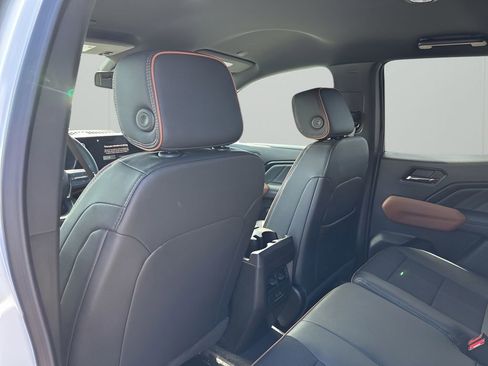 New 2026 GMC Canyon AT4 AWD/4WD image 21