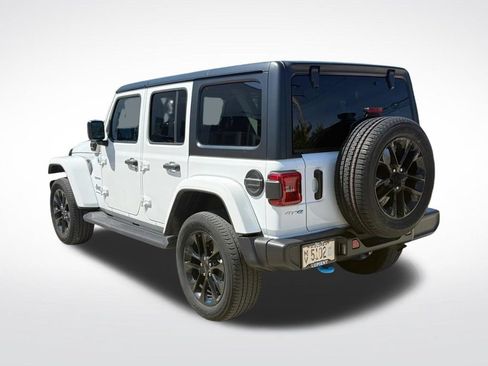 Used 2023 Jeep Wrangler Unlimited Sahara w/ Cold Weather Group AWD/4WD image 6