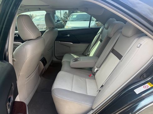 Used 2014 Toyota Camry XLE image 13