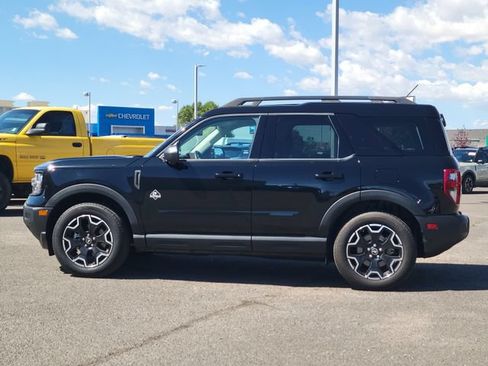 Certified 2025 Ford Bronco Sport Outer Banks w/ Outer Banks Tech Package+ AWD/4WD image 2