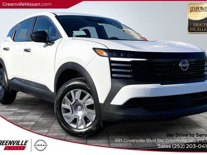 New 2026 Nissan Kicks S