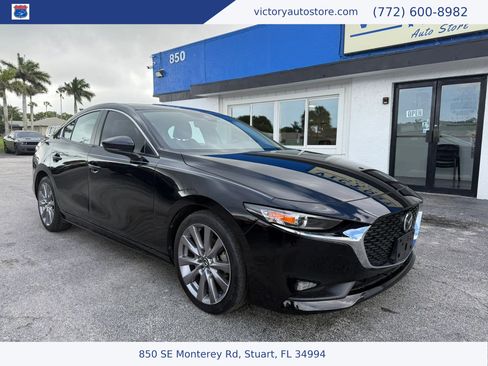 Used 2021 MAZDA MAZDA3 s FWD image 1