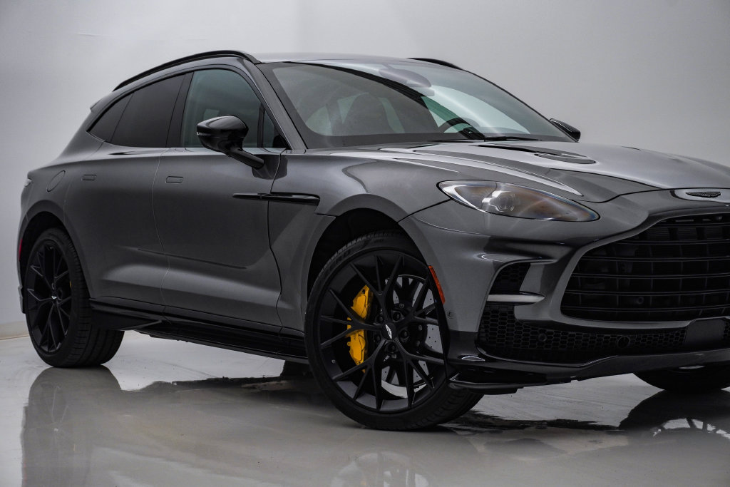 Used 2026 Aston Martin DBX 707 AWD/4WD image 2