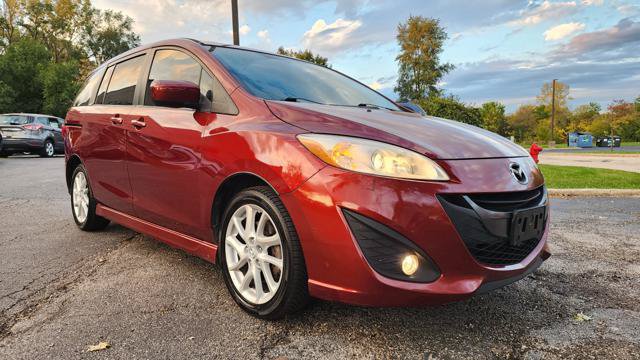 Used 2012 MAZDA MAZDA5 Touring w/ Moonroof & Audio Pkg FWD image 2