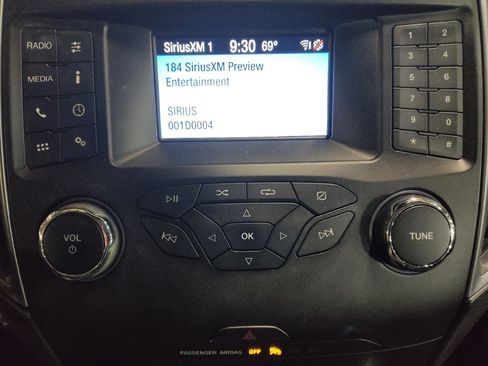 Used 2019 Ford Edge SE w/ Cargo Accessory Package AWD/4WD image 25