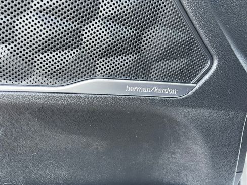 Used 2023 Hyundai Santa Fe Limited image 16