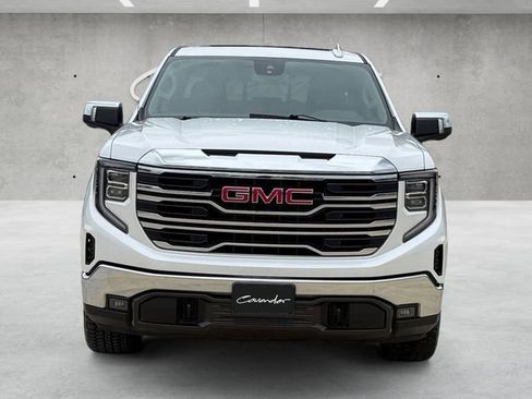 Used 2024 GMC Sierra 1500 SLT AWD/4WD image 19