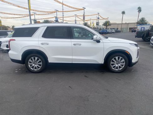 Used 2023 Hyundai Palisade SEL w/ Cargo Package image 5