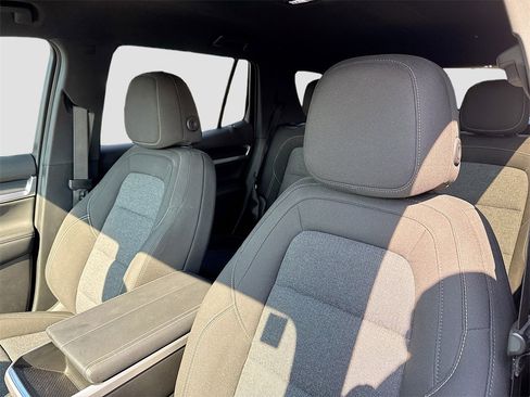 Used 2026 GMC Terrain Elevation w/ Black Edition image 12