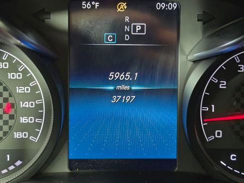 Used 2022 Mercedes-Benz GLC 43 AMG 4MATIC image 26