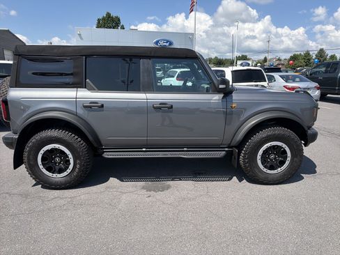 Certified 2023 Ford Bronco Badlands AWD/4WD image 2