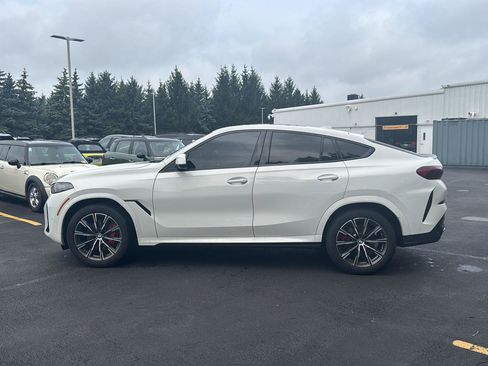 Used 2025 BMW X6 xDrive40i w/ Climate Comfort Package AWD/4WD image 6