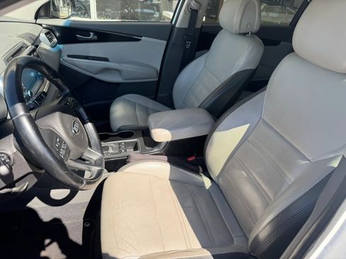 Used 2016 Kia Sorento SX AWD/4WD image 10