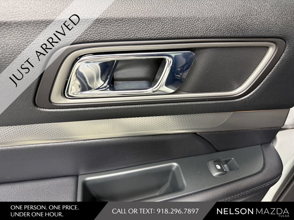 Used 2019 Ford Explorer XLT FWD image 34