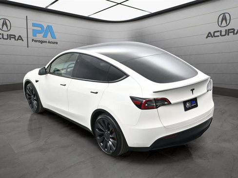 Used 2025 Tesla Model Y Performance image 31