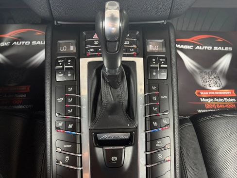 Used 2015 Porsche Macan S w/ Premium Package Plus AWD/4WD image 27
