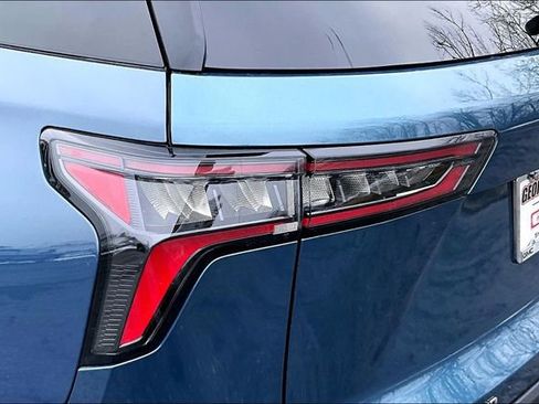 Certified 2026 Chevrolet Equinox LT image 32