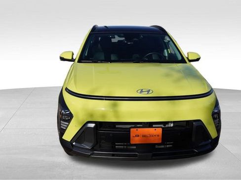 Used 2024 Hyundai Kona Limited image 12