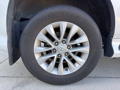 Used 2021 Lexus GX 460 Premium w/ Premium Package AWD/4WD image 19