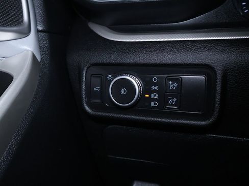 Used 2021 Ford Explorer XLT w/ Equipment Group 202A image 24