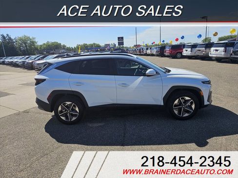 Used 2025 Hyundai Tucson SEL AWD/4WD image 5