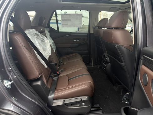 Used 2026 Honda Pilot Touring image 25