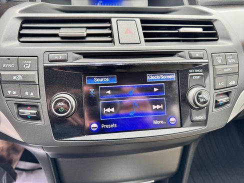 Used 2013 Honda Crosstour EX-L image 30