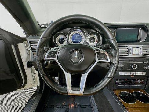 Used 2016 Mercedes-Benz E 400 Cabriolet image 13