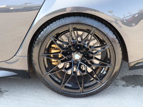 Used 2024 BMW M3 Competition w/ Executive Package image 9