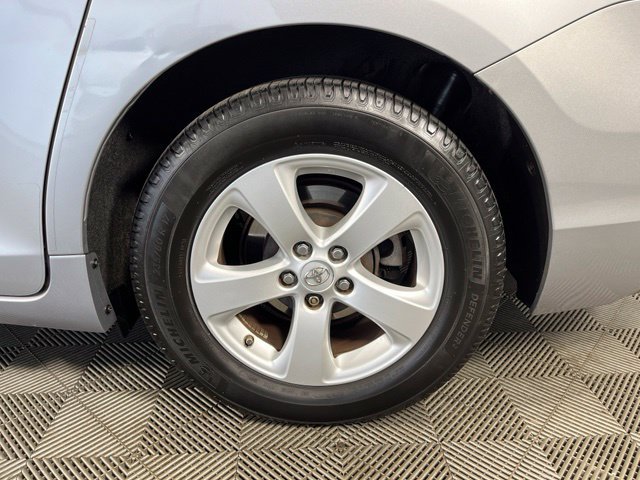 Used 2015 Toyota Sienna LE FWD image 10