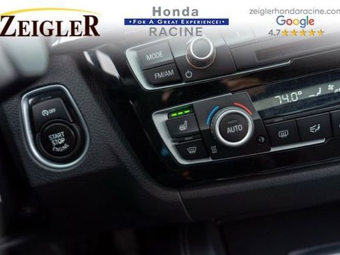 Used 2018 BMW M3 image 27