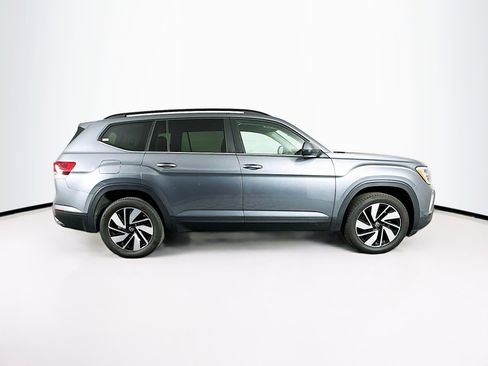 Used 2024 Volkswagen Atlas SE image 10