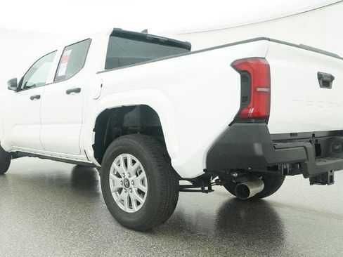 New 2026 Toyota Tacoma SR image 21