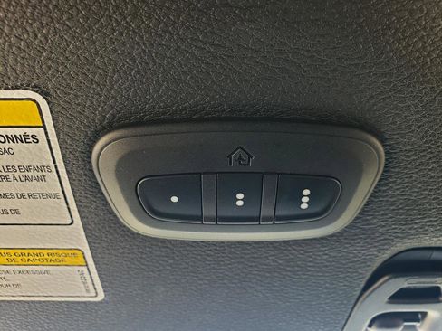 Used 2021 Jeep Wrangler Unlimited Sahara AWD/4WD image 18