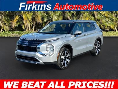 New 2025 Mitsubishi Outlander SE