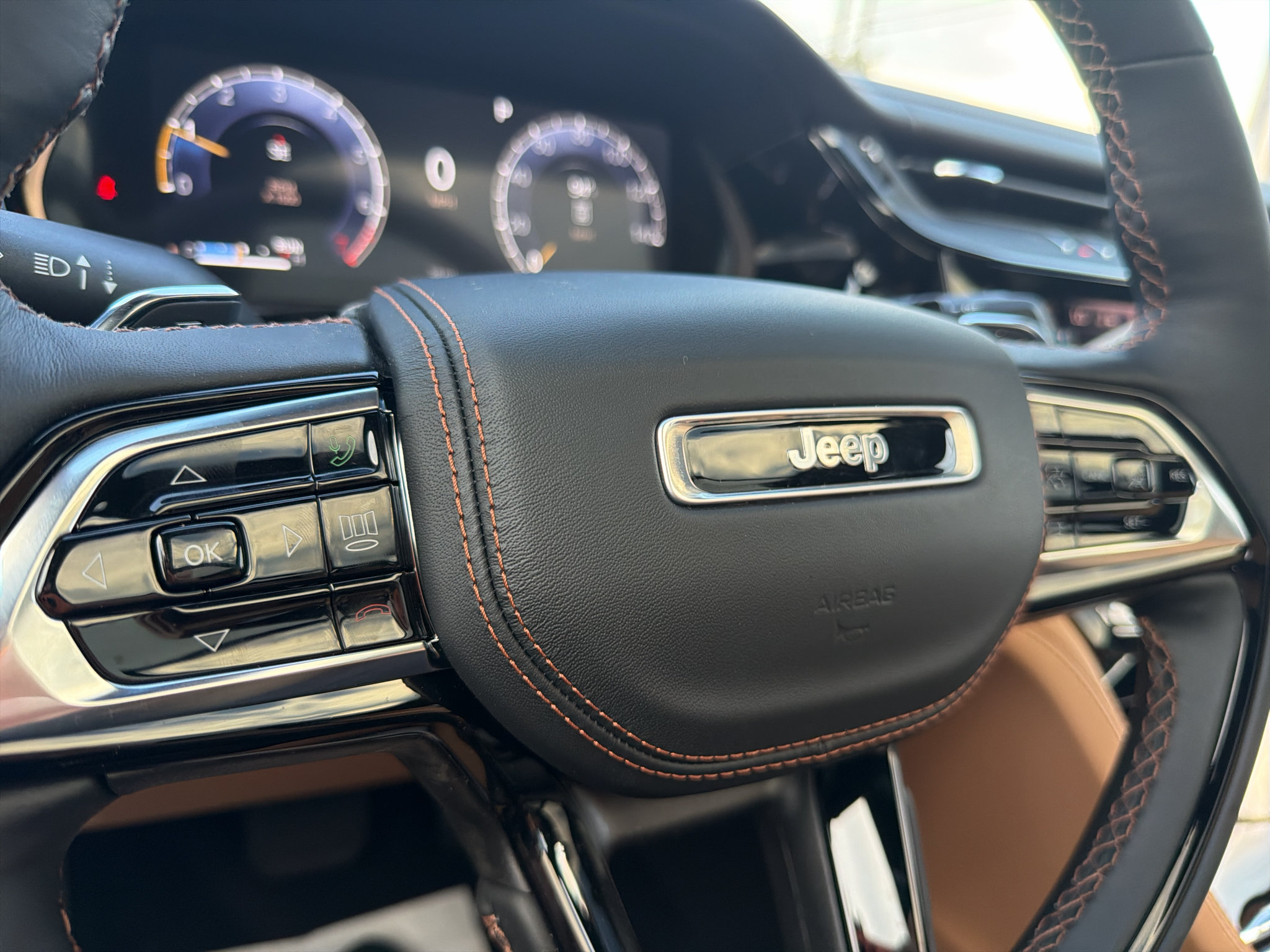 New 2027 Jeep Grand Cherokee Summit AWD/4WD image 30