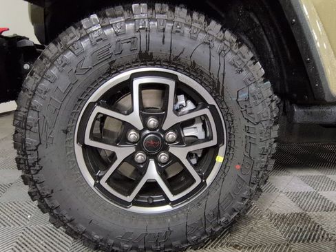 New 2026 Jeep Gladiator Rubicon AWD/4WD image 9