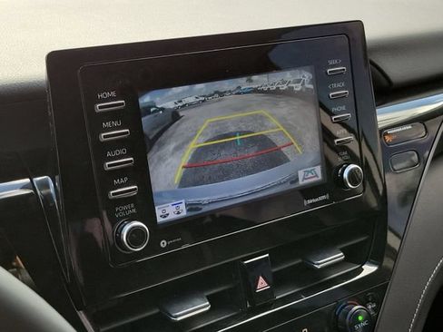 Used 2024 Toyota Camry SE w/ Convenience Package FWD image 27
