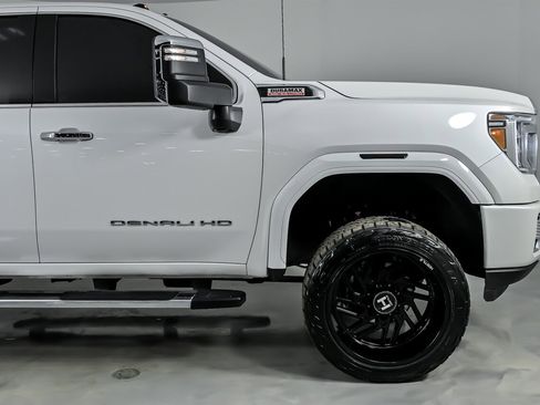 Used 2021 GMC Sierra 2500 Denali w/ Denali Ultimate Package image 15