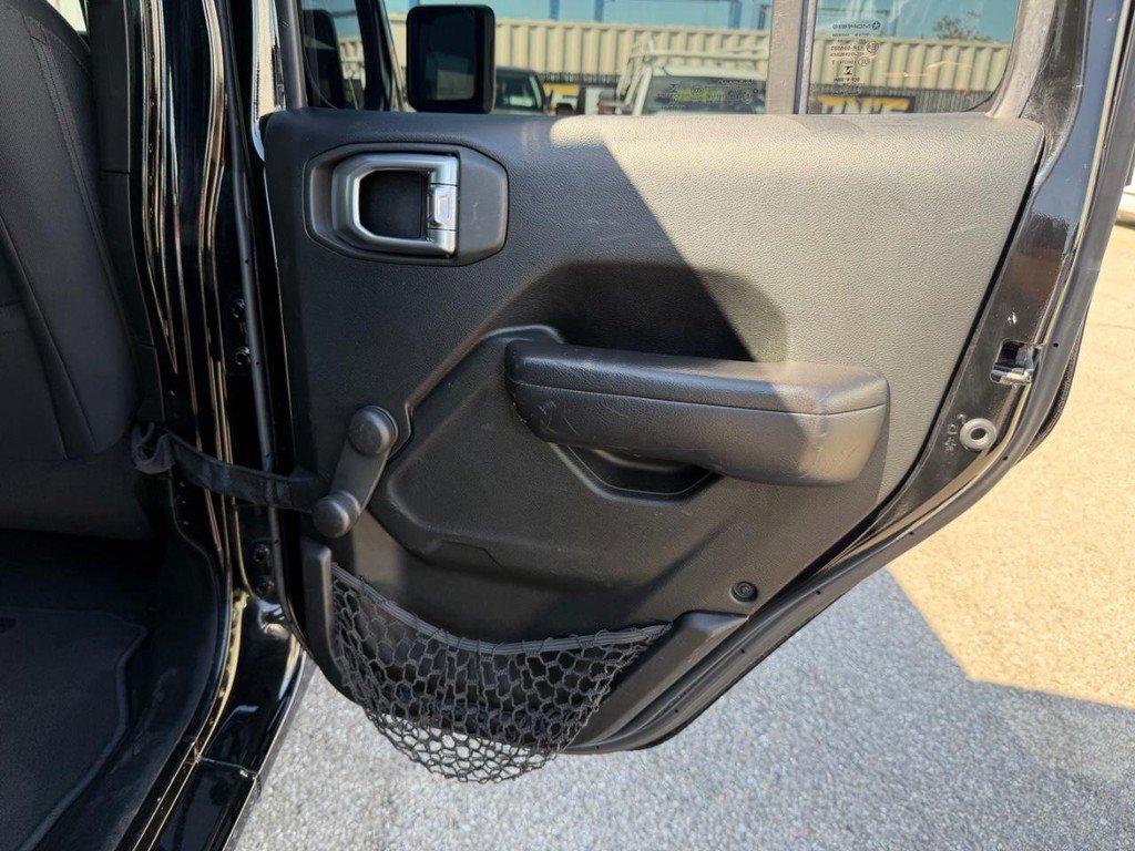 Used 2019 Jeep Wrangler Unlimited Sport AWD/4WD image 36