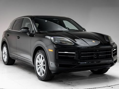 New 2026 Porsche Cayenne AWD/4WD image 29