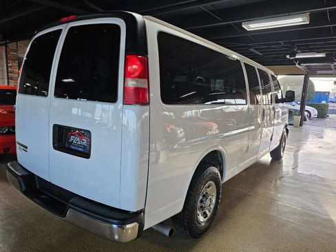 Used 2016 Chevrolet Express 3500 LT w/ LT Preferred Equipment Group image 8