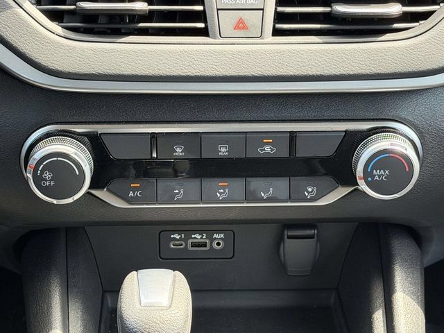 Used 2025 Nissan Altima 2.5 S FWD image 22