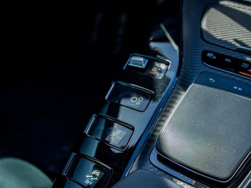 Used 2024 Mercedes-Benz AMG GT 63 image 32