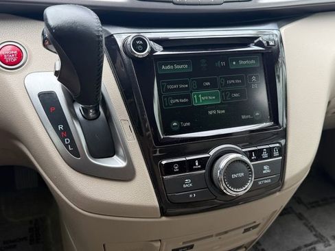 Used 2015 Honda Odyssey Touring image 26