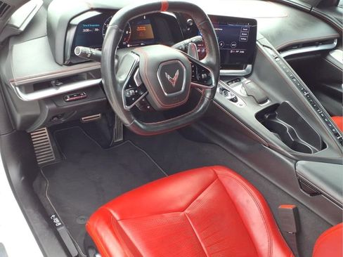 Used 2021 Chevrolet Corvette Stingray Premium Conv w/ Z51 Performance Package RWD image 15